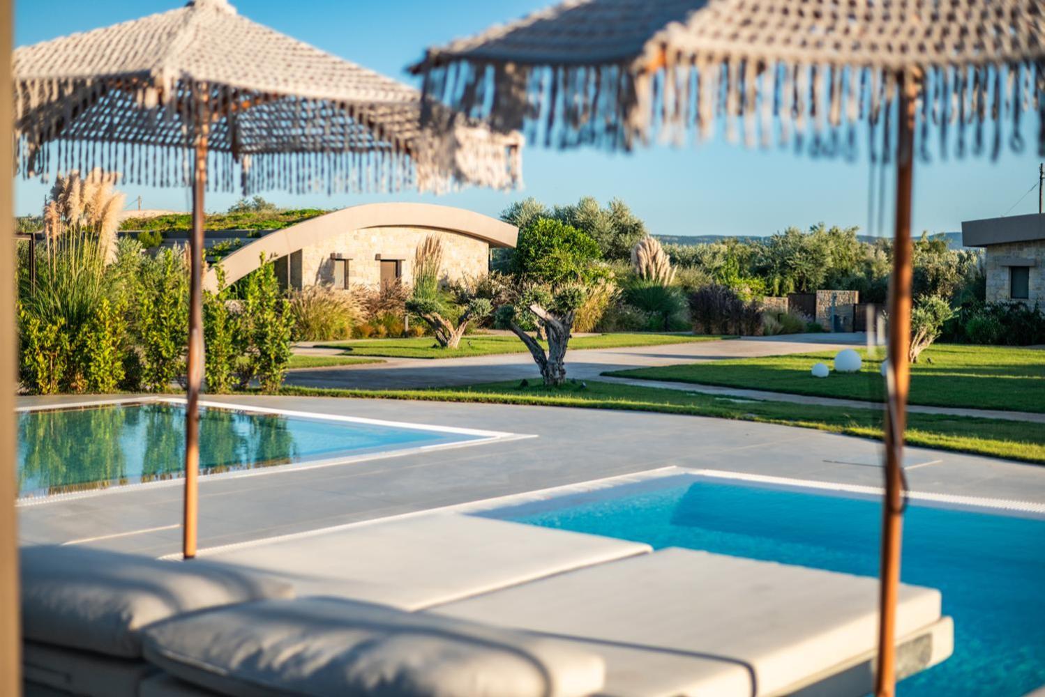 Nestor Luxury * Romanos (Messenia)